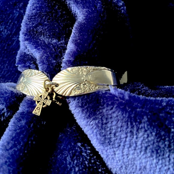 Hand Crafted Jewelry - Vintage 1941 Silverware bracelet